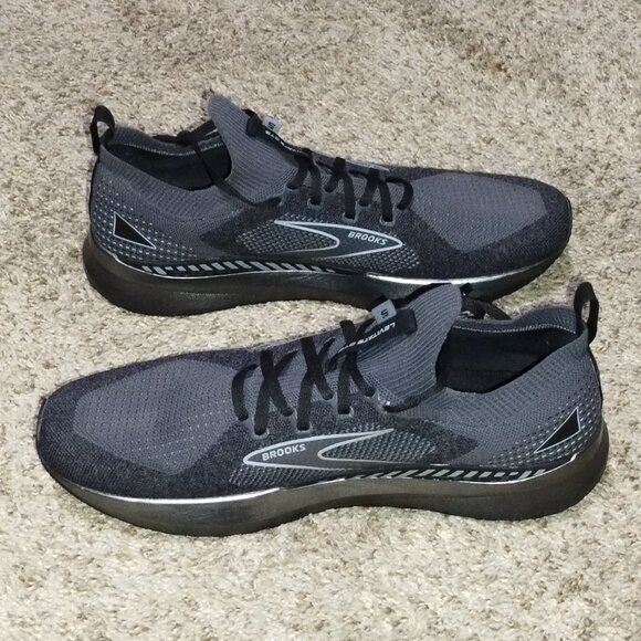 Men\'s Brooks Levitate GT5 STEALTHFIT Gray/Silver Shoes US 12/EUC/No Box. main image 9